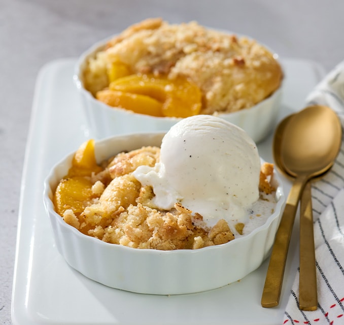 Peach & Vanilla Cream Cobbler Cake With Butter Streusel