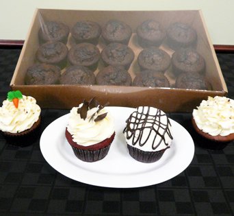 BNJO 4 oz. Chocolate Cupcakes - Packaging Image